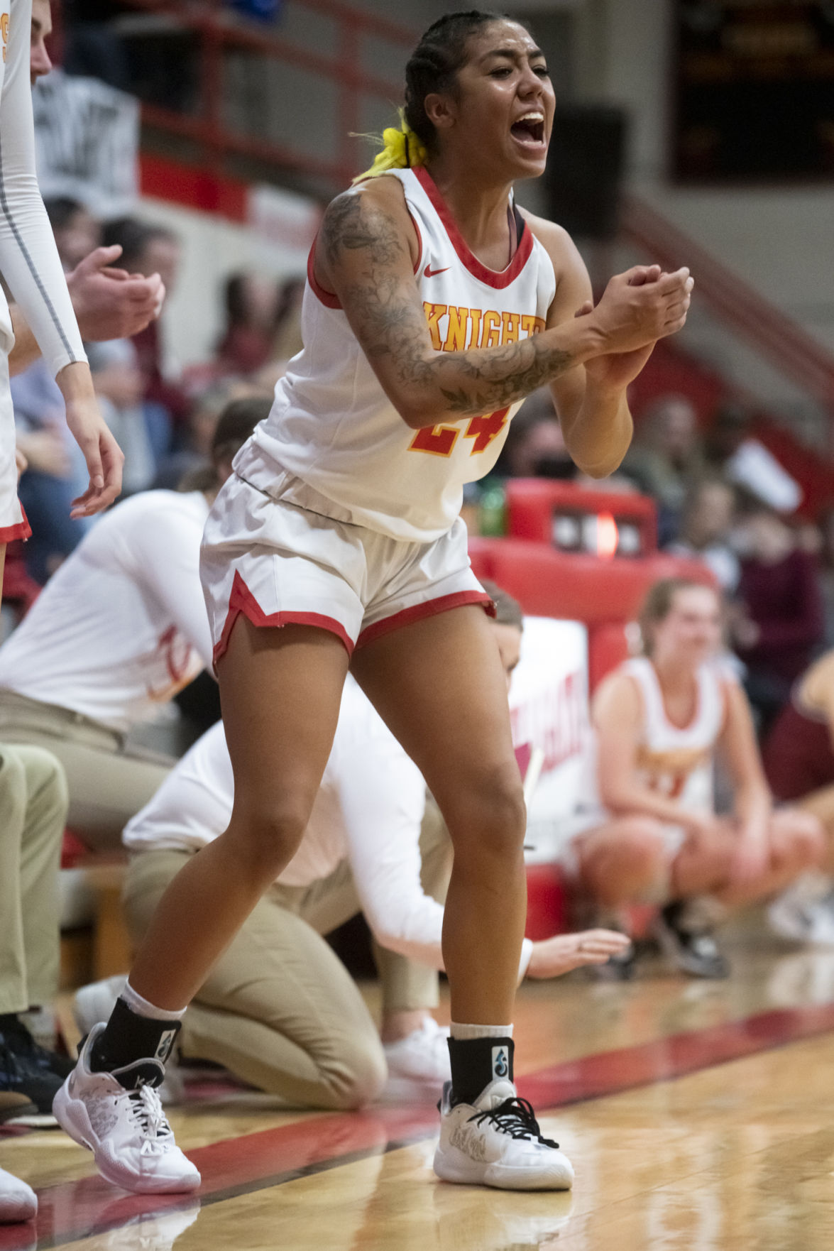 Hellgate vs. Helena girl's basketball 08.JPG